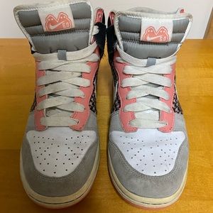 Nike Women’s High Top Sneaker